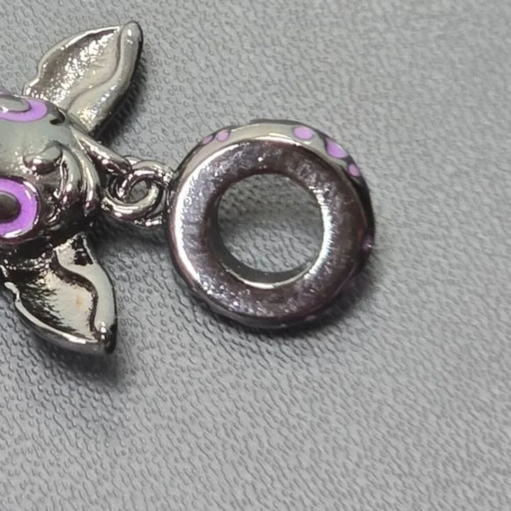 🎃 Cute Bat Charm Pendant (NWOT)‎